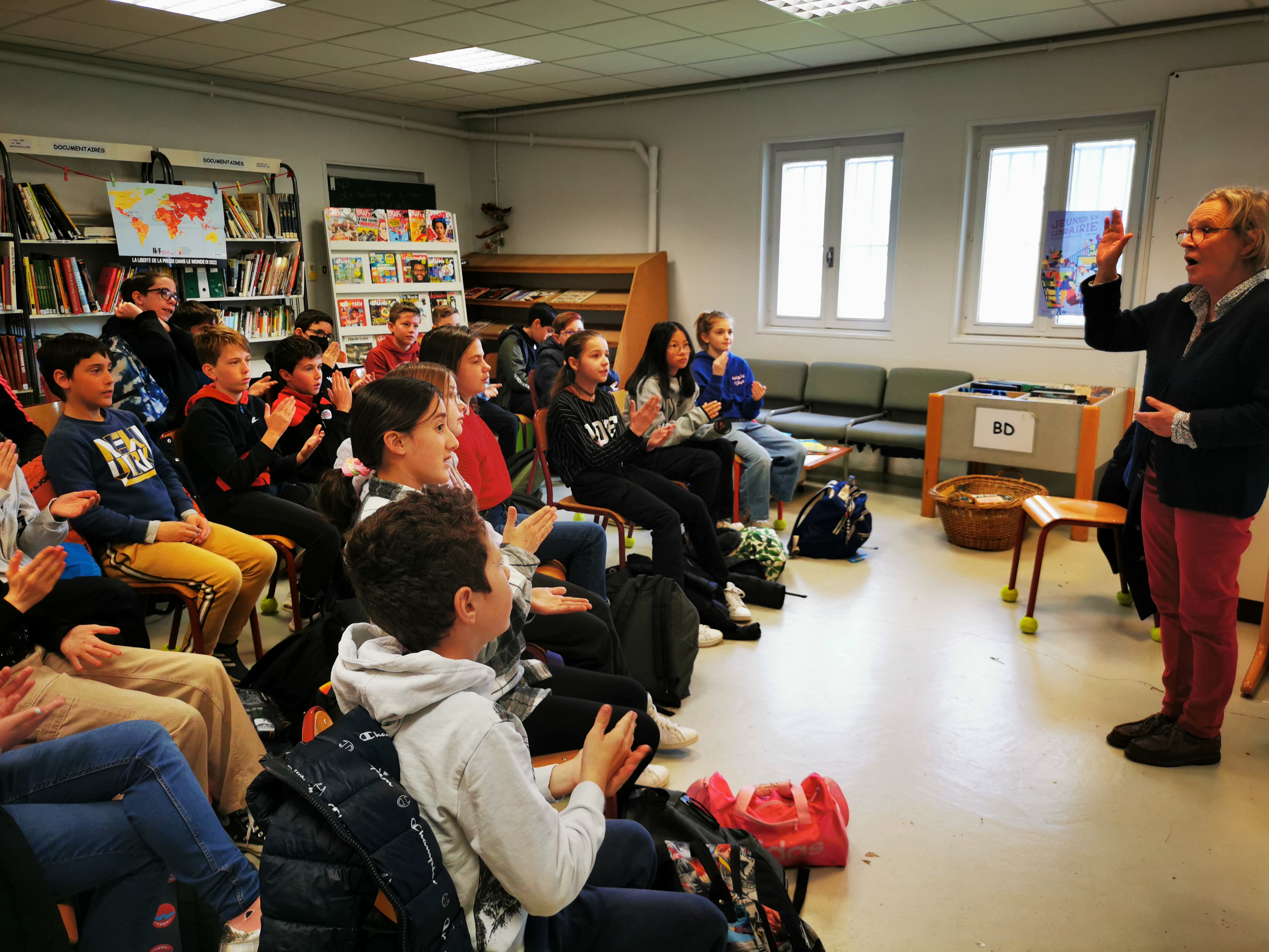 SOLIDARITE IMG_20230407_langage des signes